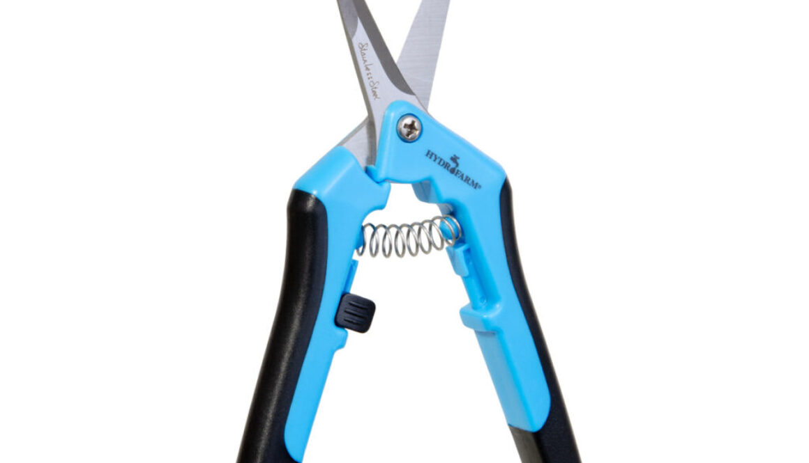 Trim Fast Precision Curved Blade Pruner